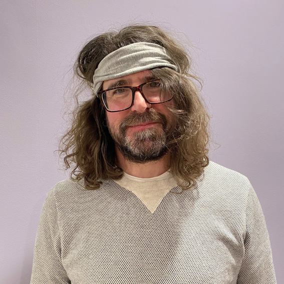 Waking Up With… LOU BARLOW And His New COMPANY | TURN UP THE VOLUME